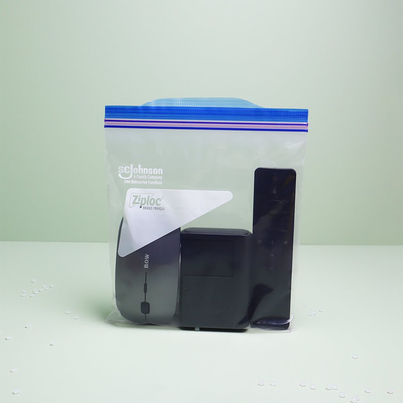 Resealable plastic bags Resealable plastic bags